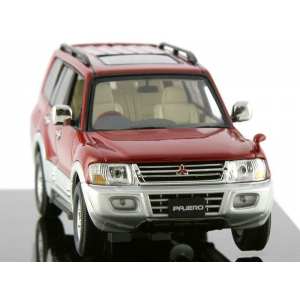 1/43 Mitsubishi Pajero III LWB 5d 1999 красный мет.