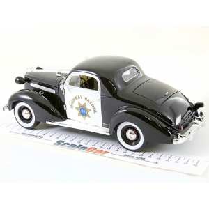 1/18 Pontiac Deluxe 1936 Police черный/белый