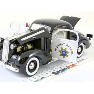 1/18 Pontiac Deluxe 1936 Police черный/белый