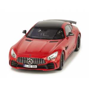 1/18 Mercedes-AMG GT R (С190) 2017 красный металлик