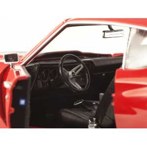 1/18 Chevrolet Chevelle SS 1970 красный с черным
