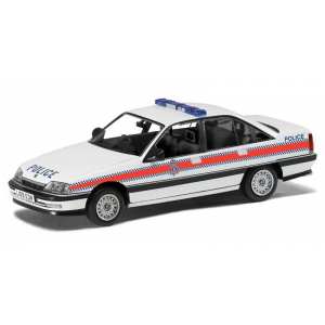 1/43 VAUXHALL Carlton 2.6L South Wales Police Force(полиция Южного Уэльса) 1990