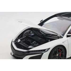 1/18 Honda NSX (NC1) 2016 белый