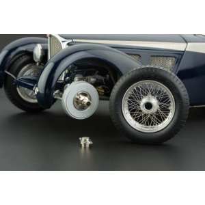 1/18 Bugatti 57SC Corsica Roadster 1938 темно-синий