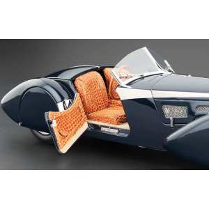 1/18 Bugatti 57 SC Corsica Roadster Award Winning Version 1938 синий с сидениями из кожи крокодила