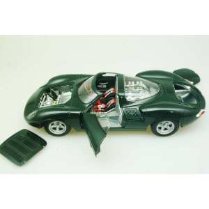 1/18 Jaguar XJ 13 british racing green зеленый