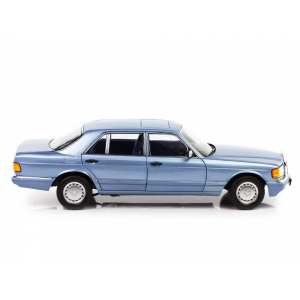 1/18 Mercedes-Benz 560 SEL (W126) 1991 голубой металлик