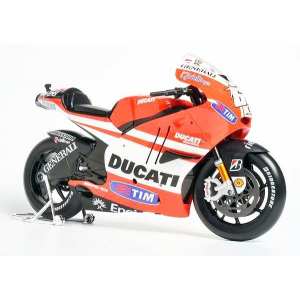 1/6 Ducati Desmosedici GP11 69 Nicky Hayden