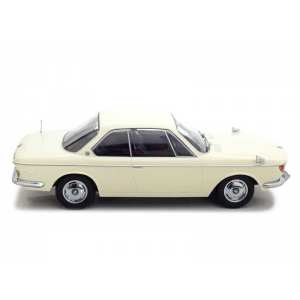 1/18 BMW 2000 CS Coupe 1965 бежевый