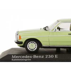 1/43 Mercedes-Benz 230E (W123) 1976 зеленый