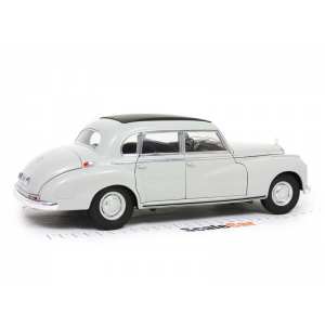 1/18 Mercedes-Benz 300 (W186) Adenauer 1955 серый