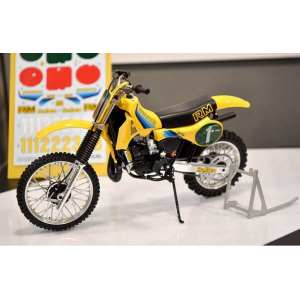 1/12 Suzuki RM250 Motocrosser