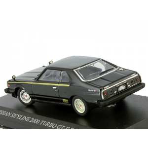 1/43 Nissan Skyline 2000 Turbo GT с работающими фарами черный