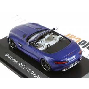 1/43 Mercedes-Benz AMG GT roadster 2017 синий металлик