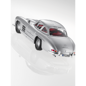 1/43 Mercedes-Benz 300 SL W198 I Gullwing 1954-1957 серебристый