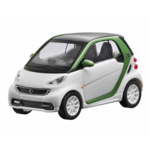 1/87 smart fortwo coupe, electric drive, белый с зеленым