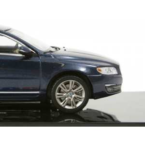 1/43 Volvo S80 2013 синий металлик