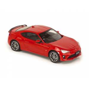 1/43 Toyota GT86 Coupe Facelift 2017 красный