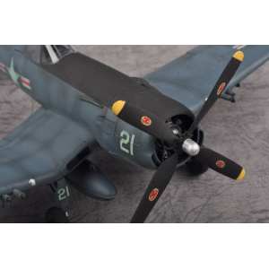 1/48 Самолет F4U-5N Corsair early version