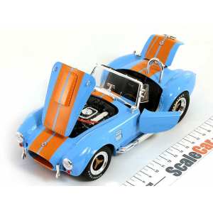 1/18 Shelby Cobra 427 S/C 1966 light blue/orange